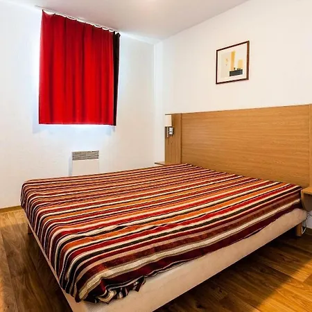 2 Pieces 4/6 Personnes Mae-4104 Allos